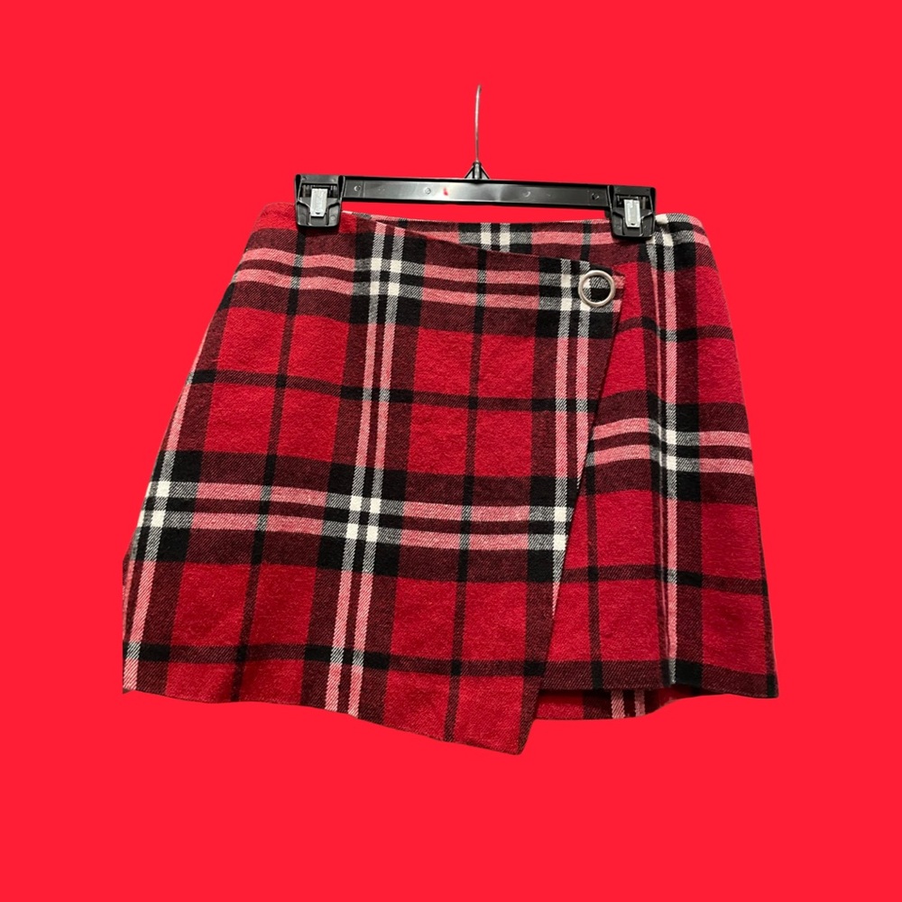 Red and plaid mini skirt